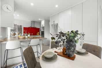 5/110 Norman Lesser Drive, Saint Johns