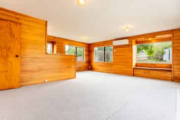 Auckland - Address withheld