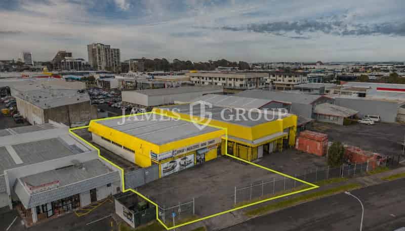 8 Ryan Place, Manukau