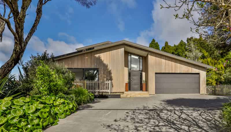 75 Minnehaha Avenue, Titirangi