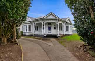76 South Road, Manaia