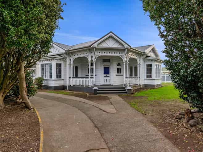 76 South Road, Manaia
