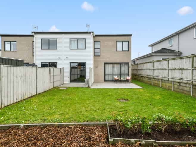 60 Matairangi Avenue, Totara Heights