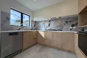 27B Simpson Road, Ranui