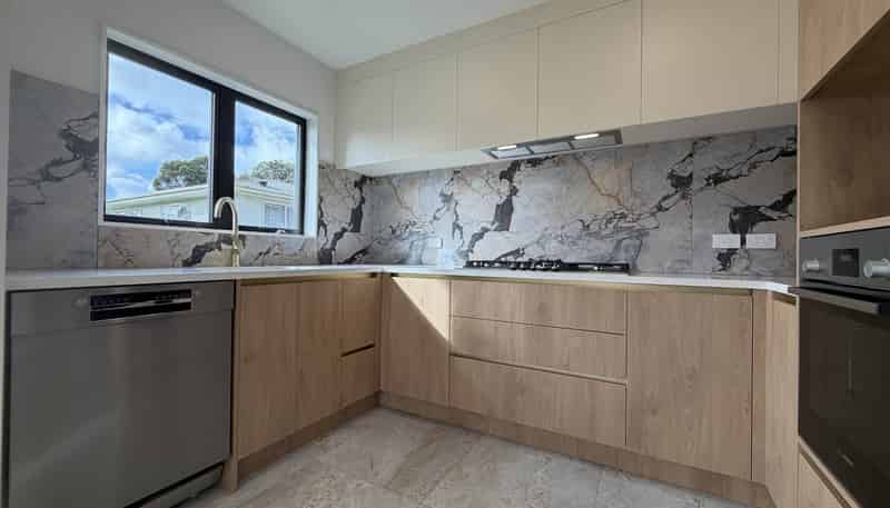 27B Simpson Road, Ranui