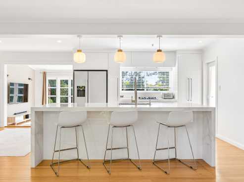 61 Cliff View Drive, Green Bay