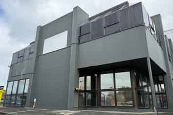 CONVENIENTLY LOCATED NEW LYNN INDUSTRIAL SPACE
