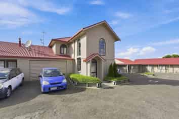 16/166 Waihi Road, Judea