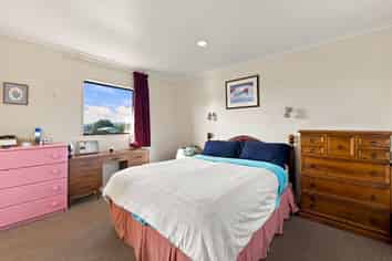 16/166 Waihi Road, Judea