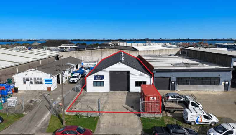 17 Pukemiro Street, Onehunga