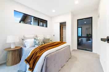 B/3 Towra Place, Botany Downs