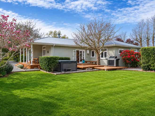 35 Green Lane Road, Masterton
