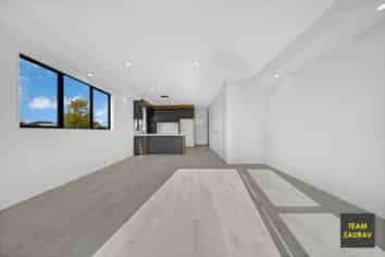 2 Kaapehu Street, Karaka