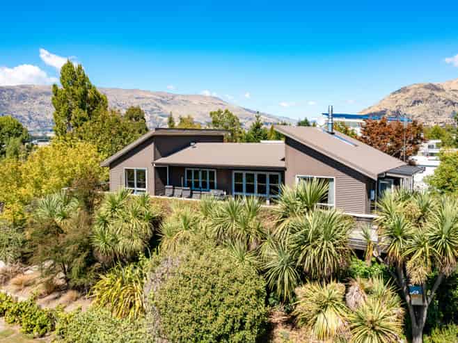 38 Ballantyne Road, Wanaka