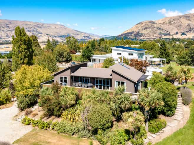 38 Ballantyne Road, Wanaka