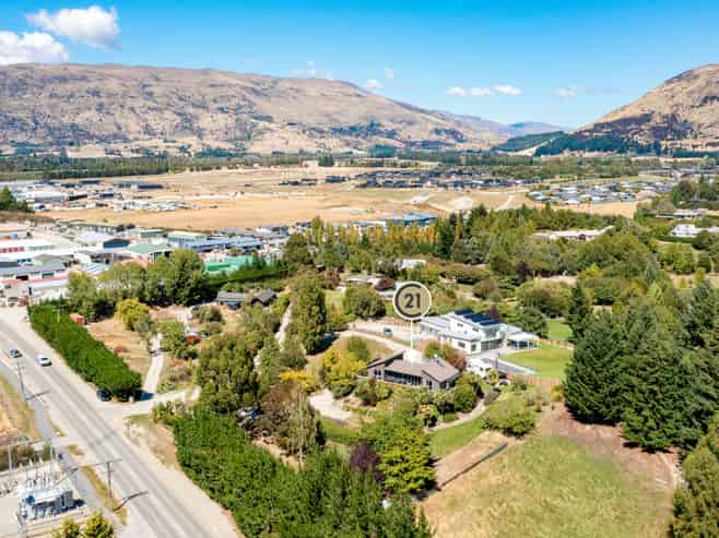 38 Ballantyne Road, Wanaka