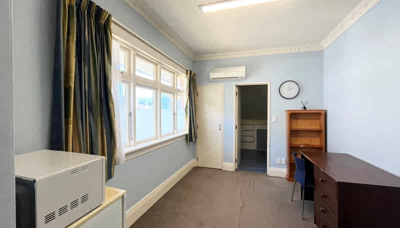 Room 4/42A Cargill Street, Dunedin Central