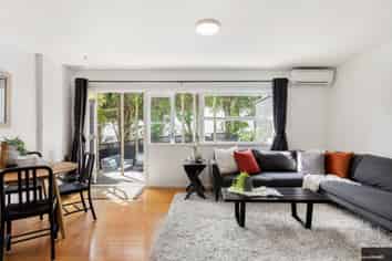 370B St Johns Road, Saint Heliers
