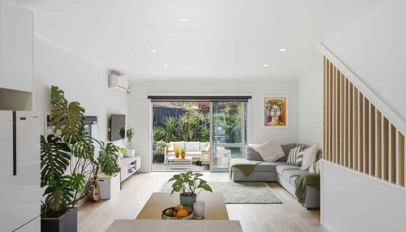 33/27 Powell Street, Avondale