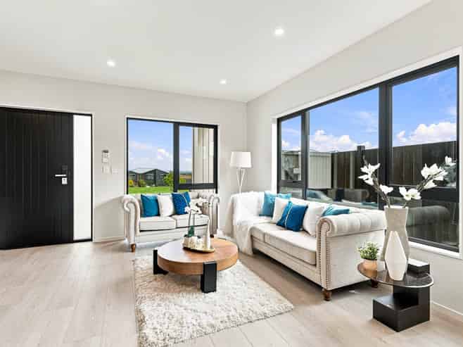 33 Emerald Avenue, Karaka