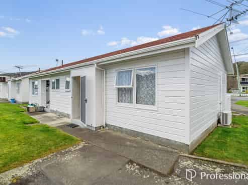 5/1079 High Street, Taita
