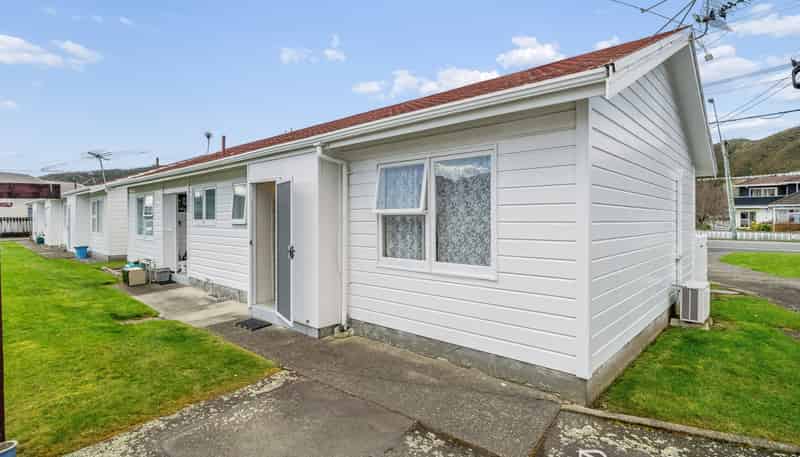 5/1079 High Street, Taita