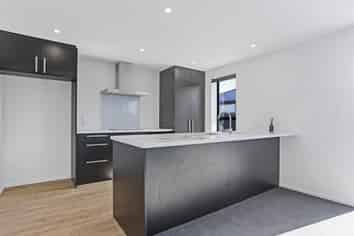 18 Grimwood Street, Ravenswood
