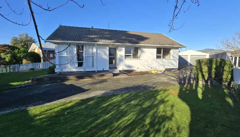 8 Barrowclough Street, Hoon Hay