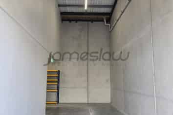 VALUE Modern High-Stud Warehouse & Office 