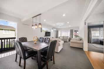 25 Birdwood Road, Swanson