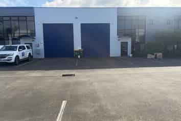 SMALL INDUSTRIAL - DON’T MISS OUT!