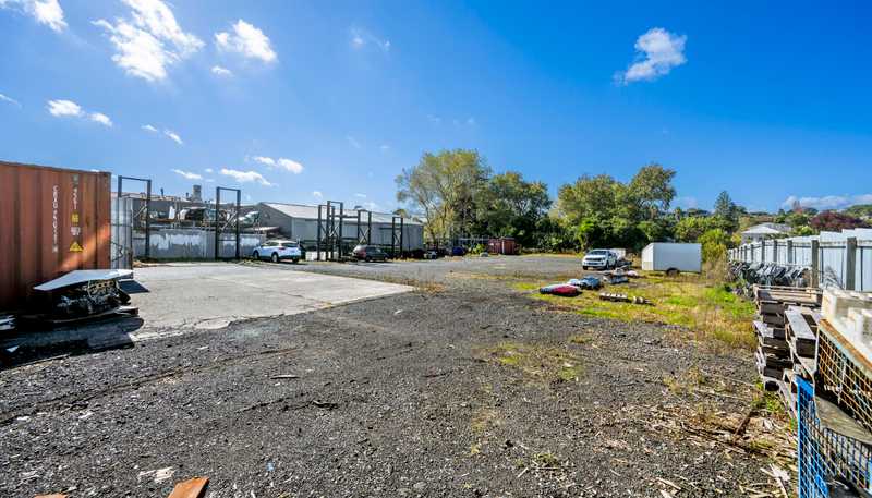 120 Railside Avenue, Henderson