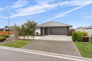 16 Rory Street, Rolleston
