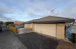 1/22 Penruddocke Road, Half Moon Bay