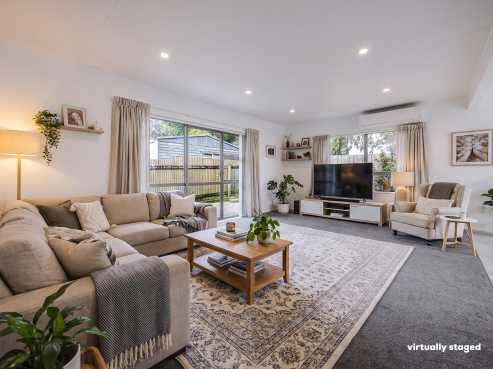 1/18 Frobisher Way, Clendon Park