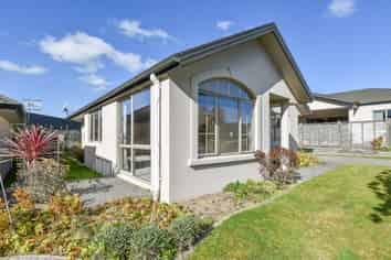 10/285 Vaughan Road, Owhata
