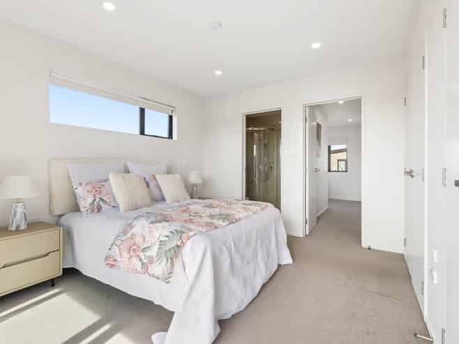 11B Mandarin Place, Half Moon Bay