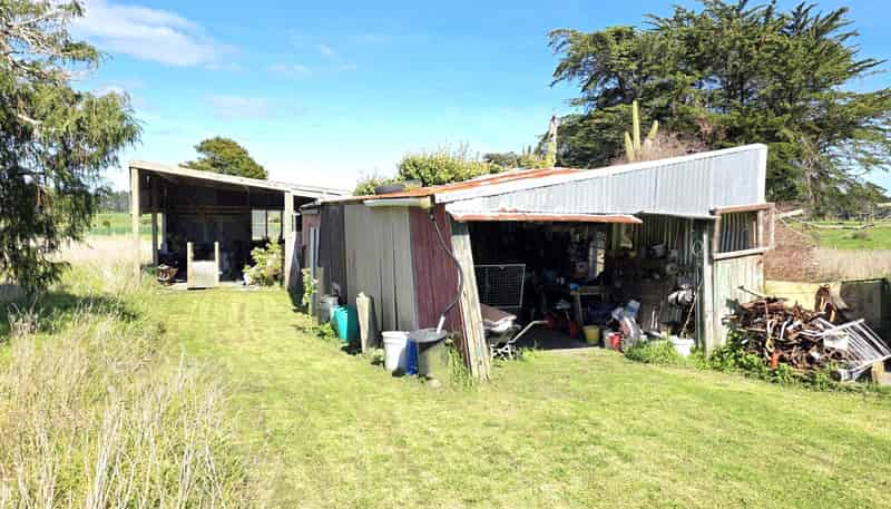 3945 State Highway 12, Aranga