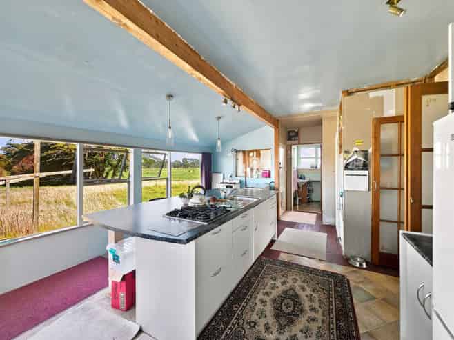 3945 State Highway 12, Aranga