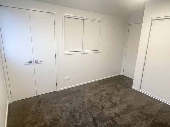 4/4 Taramea Place, Addington