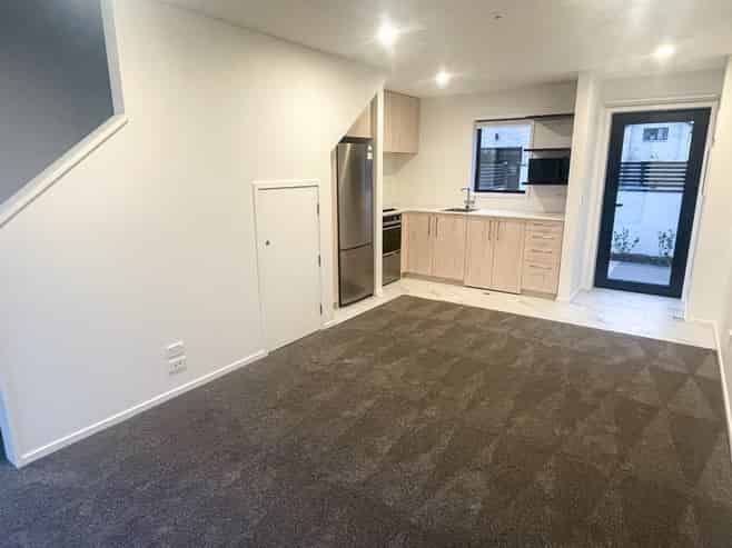 4/4 Taramea Place, Addington