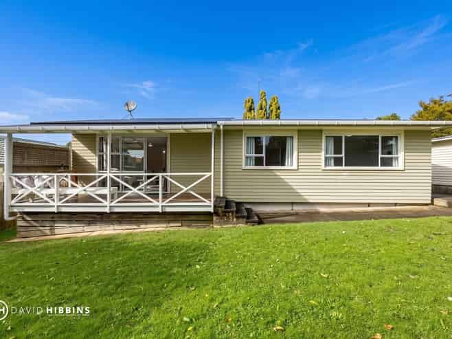 7 Chippendale Crescent, Birkdale