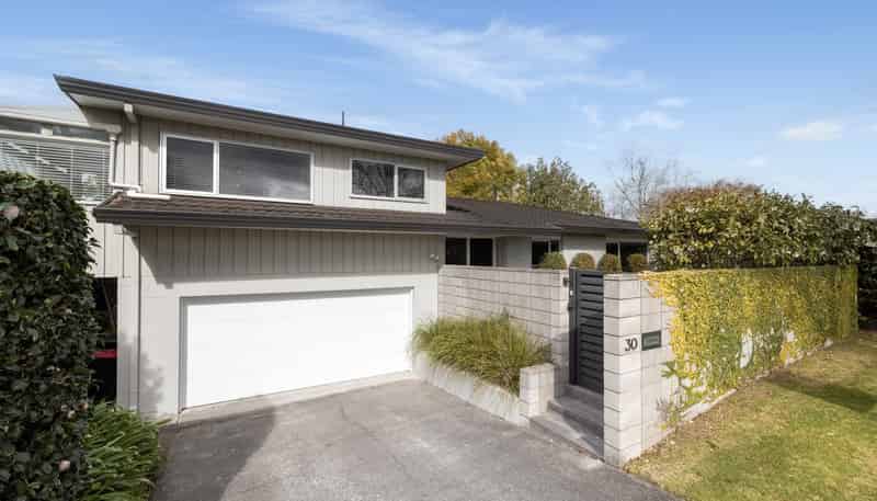30 Edgecumbe Road, Avenues