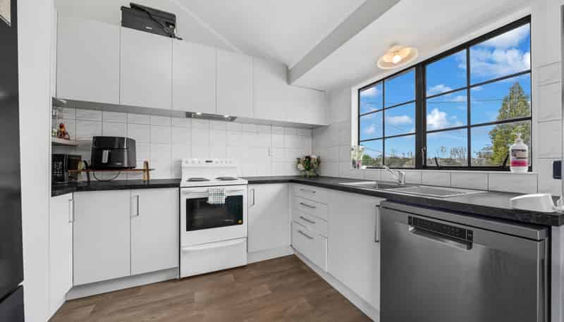 4/34 Don Buck Road, Massey