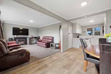 42 Murray Street, Mosgiel