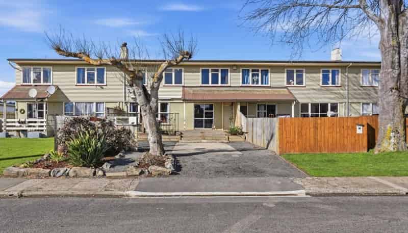 42 Murray Street, Mosgiel