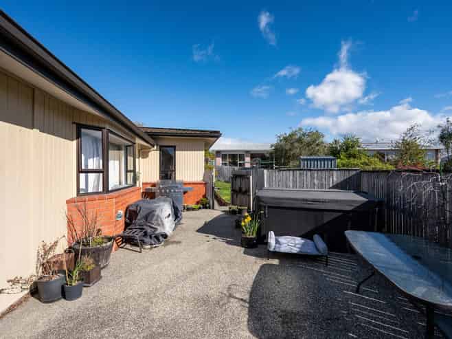 24 Towai Street, Stoke