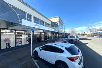 FOR LEASE – 140m2 PRIME CBD RETAIL