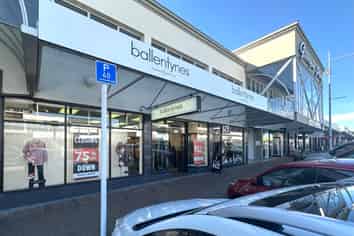 FOR LEASE – 140m2 PRIME CBD RETAIL