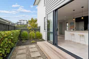 22 Kuku Avenue, Red Beach